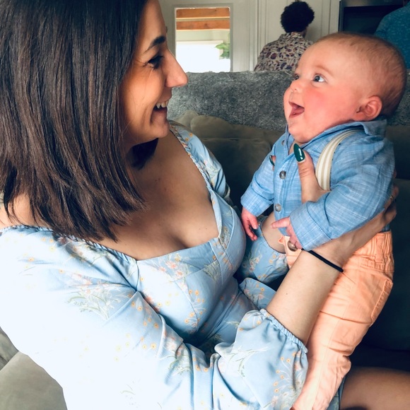 ✨MEET THE POSHER ✨ - Picture 2 of 8